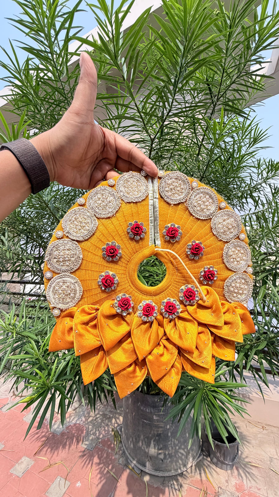 Haldi petals