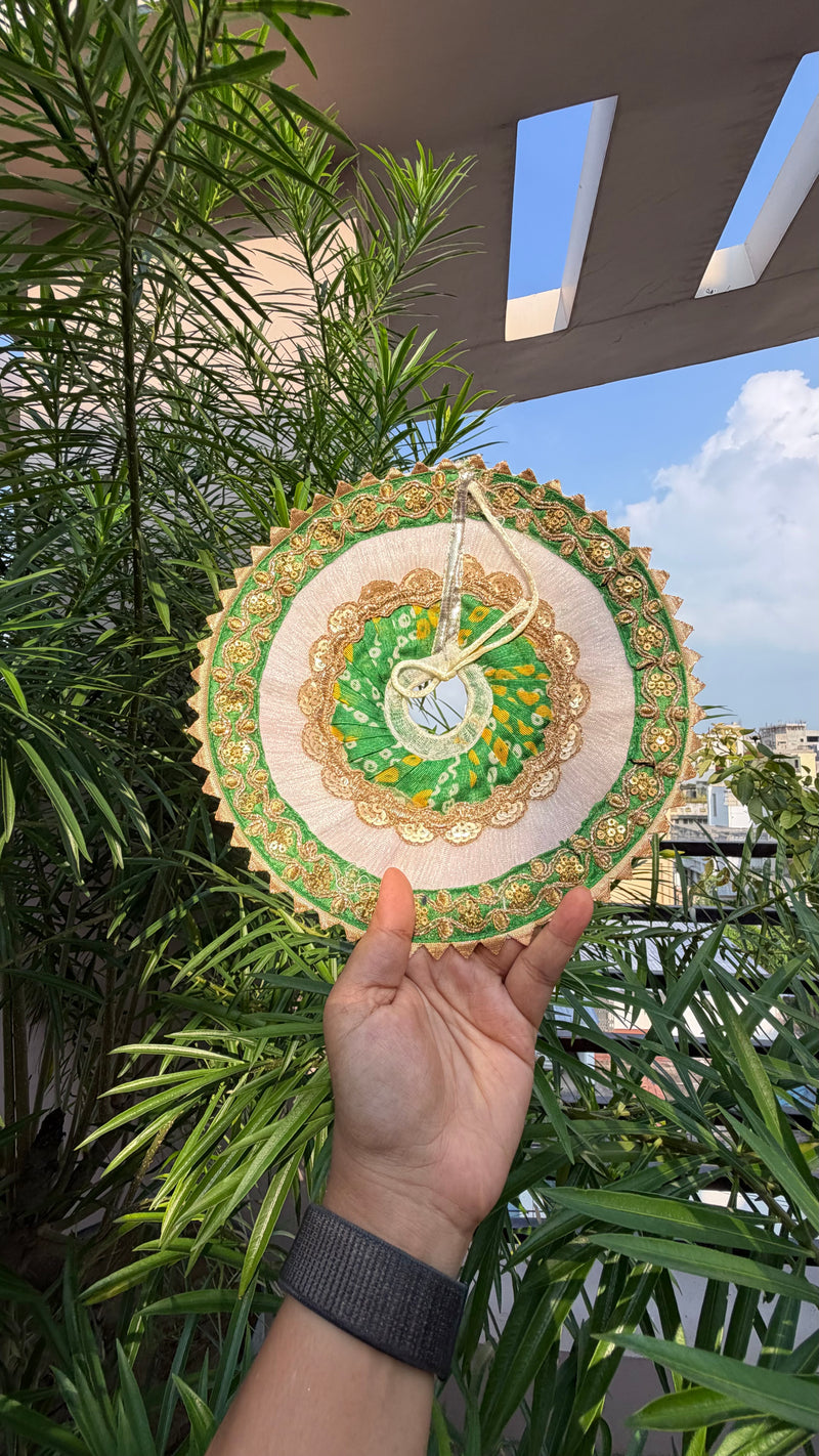 Green white bandhni