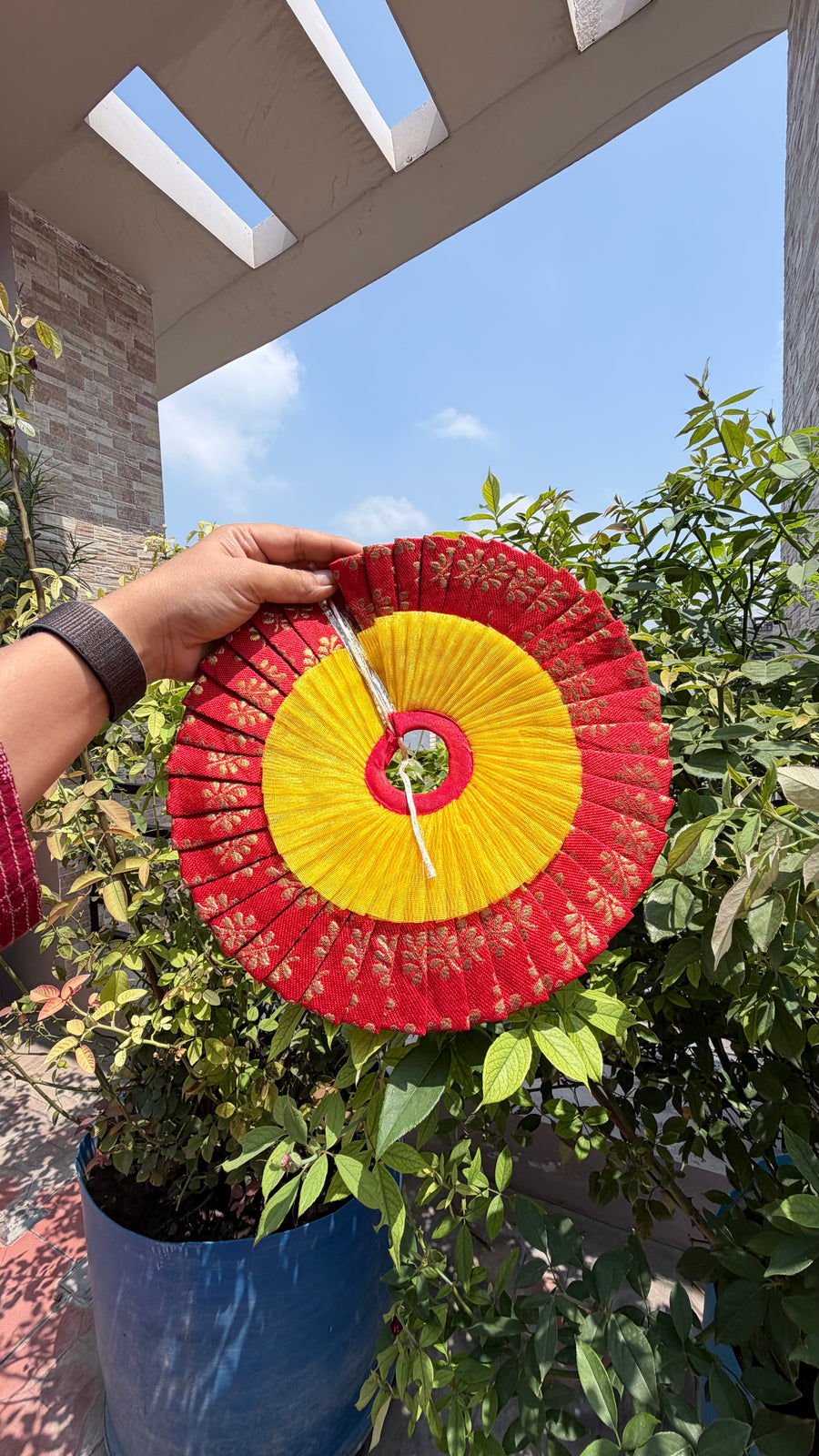 Yellow red jamawar