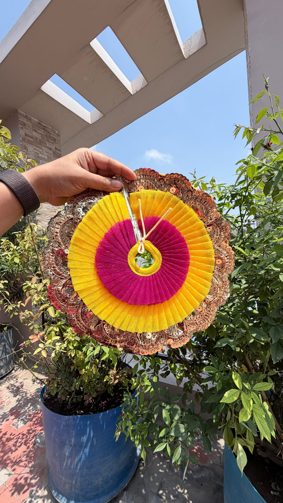 Yellow maroon