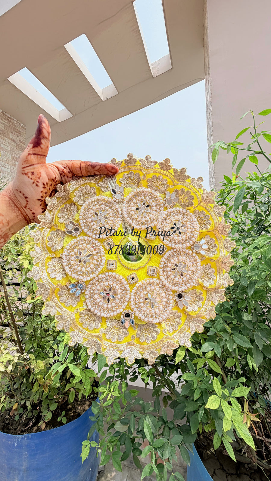 Lemon yellow pearls and mirror